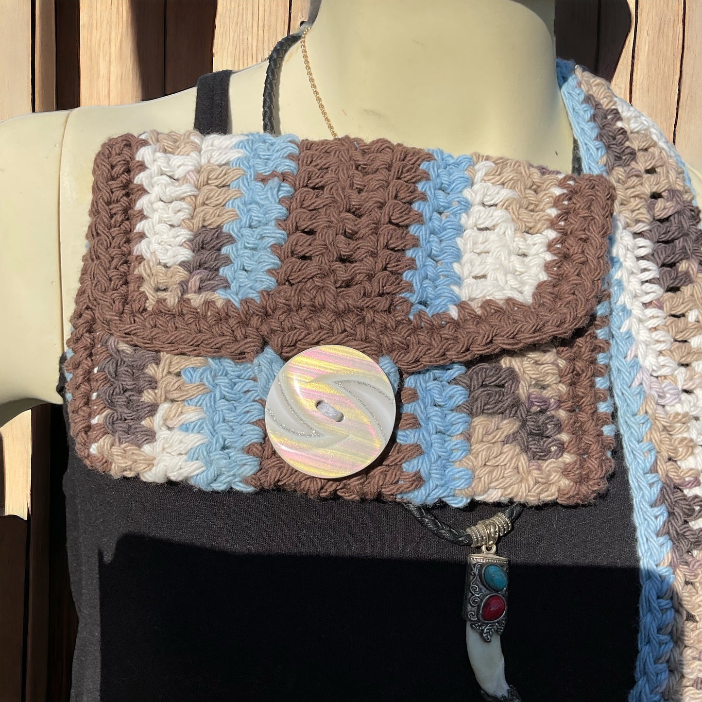 Crochet Shoppers Market Bag Handbag with Matching Wallet Blue Brown Buttons